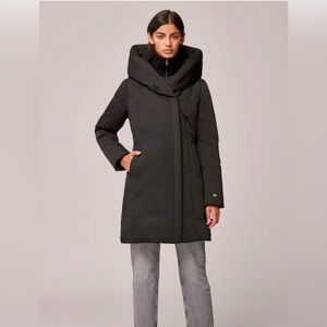 Soia and Kyo sz small down jacket with hood in a charcoal black/dark grey
